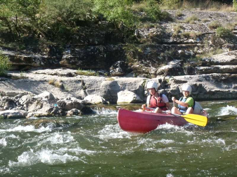 Village Camps International Summer Camp Ard&egrave;che, France 2019-07-26 https://www.villagecamps.com/journals_admin/images/22-35-Sabrina and Maria.jpg